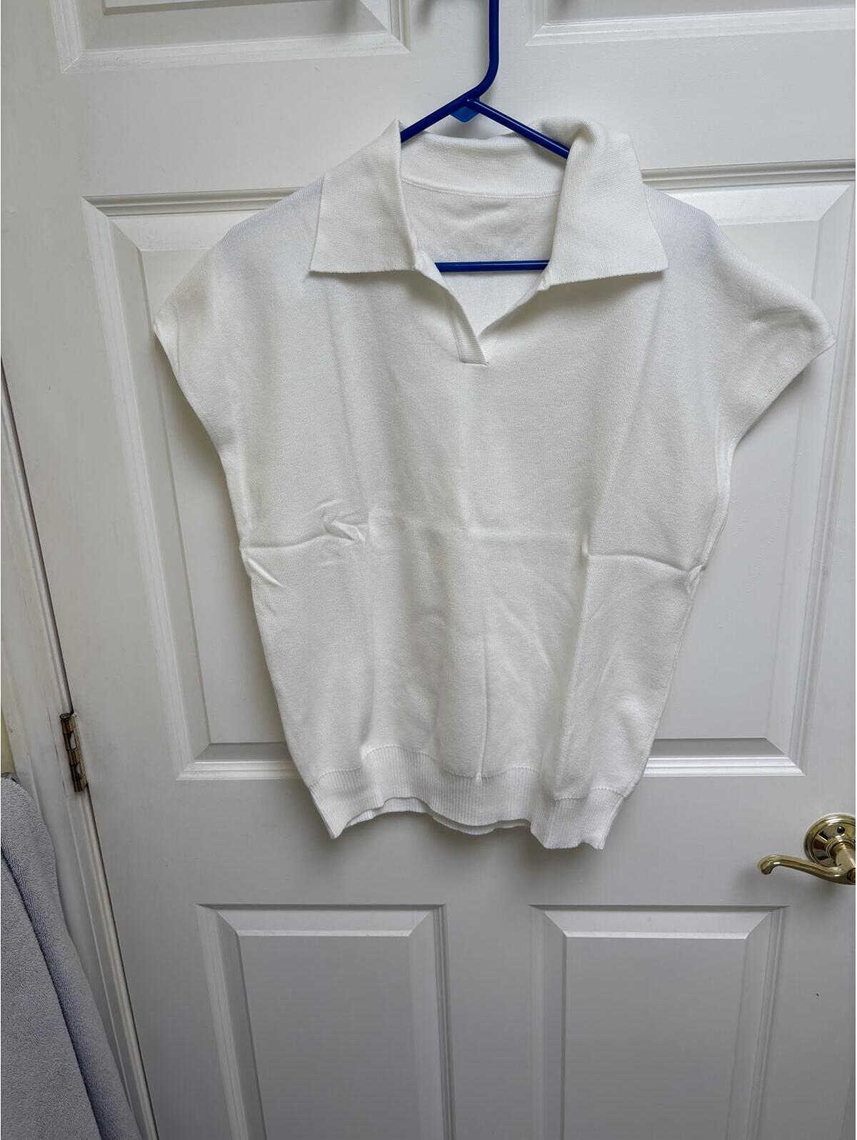 Woman’s Off White Short Sleeves Shirt Large